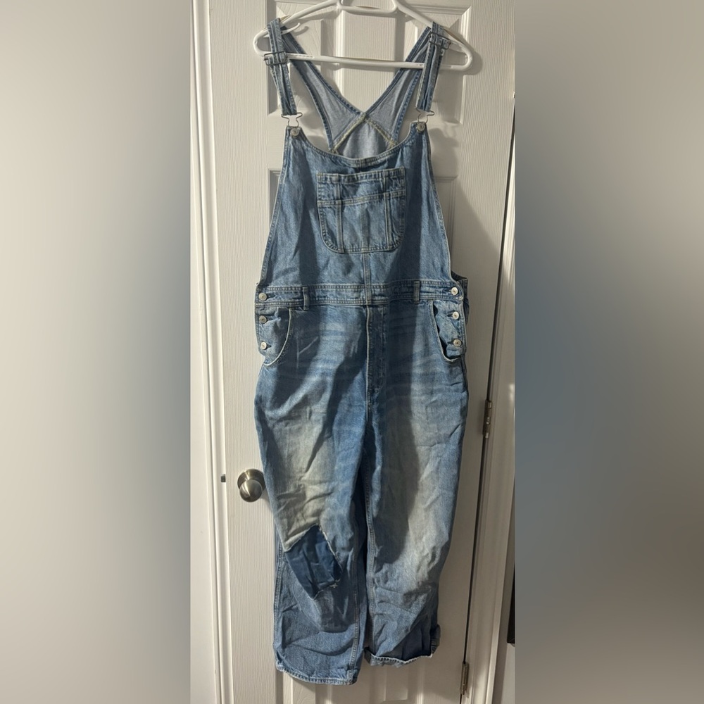 American Eagle Outfitters Light Blue Boyfriend Overalls